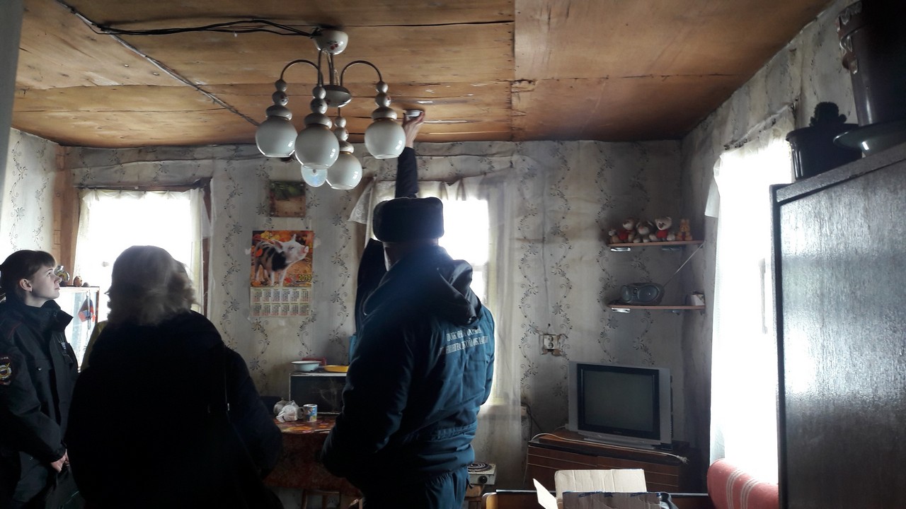 Одним из главных направлений в профилактической работе сотрудников МЧС России – является обеспечение противопожарной защитой мест проживания социально уязвимых групп населения..